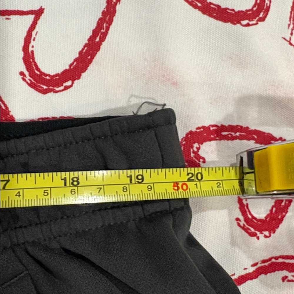 Nike Men's DRI-FIT Charcoal Pants - Picture 8 of 9